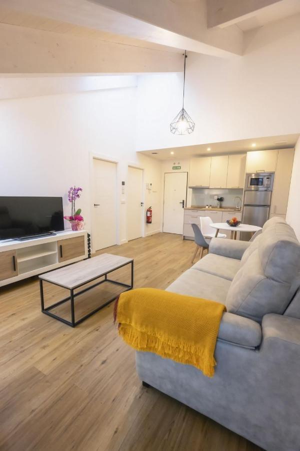 Apartamentos Centro Лянес Екстериор снимка
